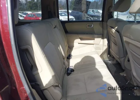 2011 Honda Pilot Lx z USA, uszkodzony, nr VIN 5FNYF4H25BB040531